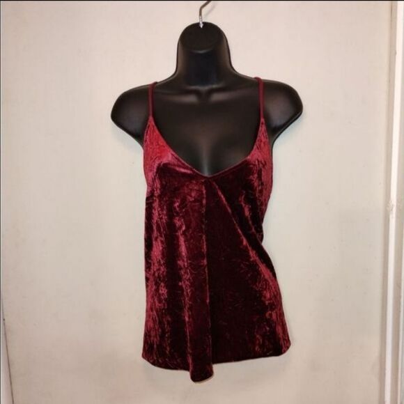 Burgundy crushed velvet camisole tank plus size - Picture 2 of 9